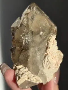 特別価格⭐︎最高峰の造形】スモーキーエレスチャル 原石 骸骨水晶