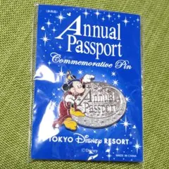 ピンバッジ　Disney　非売品　ファンタジア　ミッキー