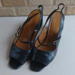 TRUSSARDI☆トラサルディ ☆ パンプス ☆ サンダルのサムネイル