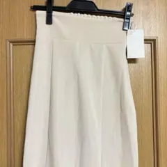 MUGUET ベージュ マーメイドスカート タイトスカート 新品未使用タグ付きのサムネイル