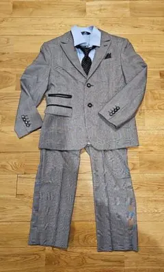 ミチコロンドン　男の子　スーツセット　130　グレンチェック