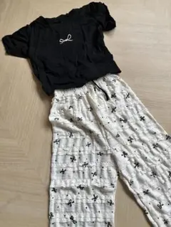 リボン柄パンツと黒Tシャツセット　韓国子供服　90と100新品セット