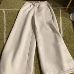 GU ホワイト スウェットSサイズ