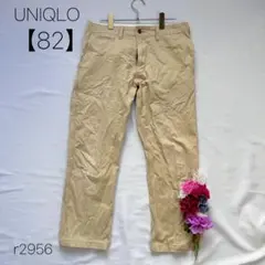 ユニクロ　チノパン　レギュラーフィットチノ　UNIQLO ベージュ【82】