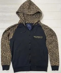 CLH（creating exclusive by CLH）　ヒョウ柄パーカー