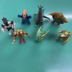 ウルトラマン　怪獣　フィギュア　まとめ売り