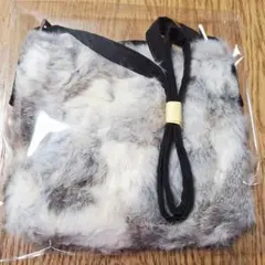 新品未使用！ファーショルダーバッグ 20×22×5㎝