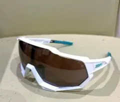 ワンハンドレッド ウェア