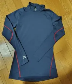 adidasインナーシャツ