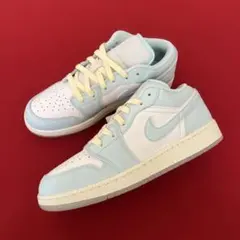 定価15,950円　25㎝　ナイキ　AIR JORDAN 1 LOW SE GS
