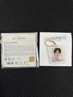 TXT ヨンジュン　アクリルキーリング