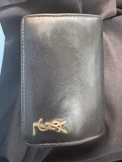 YSL 黒 レザー 三つ折り財布のサムネイル