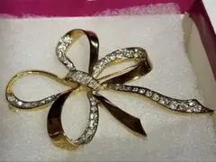 ブローチ　コサージュ