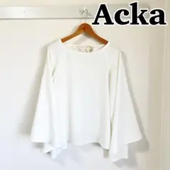 Acka エーシーケーエー　フレアスリットブラウスのサムネイル