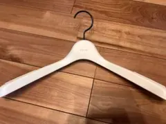 sacai ハンガー ホワイト ロゴ入り