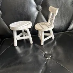 木製ミニチュア家具セット 椅子とテーブル　テーブル　高さ　約　7.5センチ