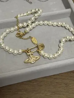 【値下げ】Vivienne Westwood安全ピンパールチョーカーネックレス