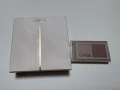エクセル スキンフラッター クッションファンデーション SF02 アイシャドウのサムネイル