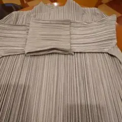 PLEATS PLEASE ISSEY MIYAKE カーディガン 前開きのサムネイル