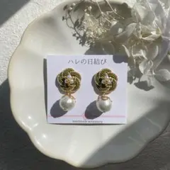 水引ピアス　抹茶グリーン梅　コットンパール　結婚式　成人式　卒業式