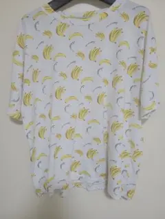 REQUIRED　レディース　バナナ柄　Tシャツ　Mサイズ