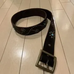 HTC フラワースタッズベルト 34インチ価格交渉あり