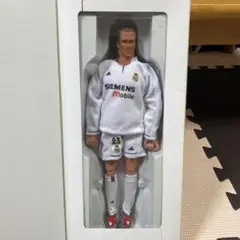 レアル・マドリード　ベッカムフィギュア　新品未使用 Amazon | FT Champs - Real Madrid: 12 Inch Deluxe Figure