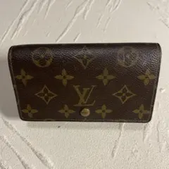 ルイヴィトン M61736 二つ折り財布 ポルトモネビエ・トレゾール モノグラム