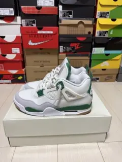 Nike SB × Jordan 4 Retro SP 