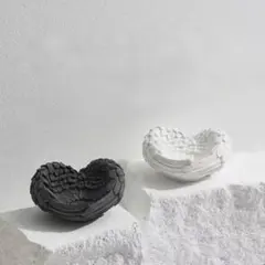 天使の羽 台座 スフィア アクセサリー置きに　黒　翼