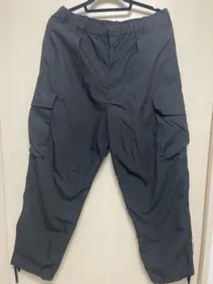 UNIQLO U ワイドフィットパラシュートカーゴパンツ