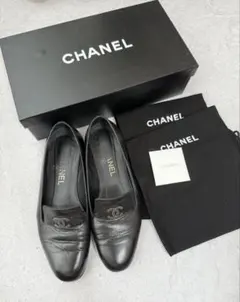 シャネルエナメルローファー35.5 CHANEL - シャネル CHANEL ローファー モカシン ココマーク