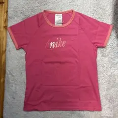 Nike ピンク Tシャツ Mサイズ
