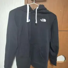 ノースフェイス　黒　ジップパーカー