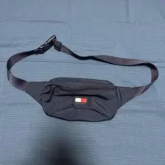 TOMMY ネイビー ボディバッグ
