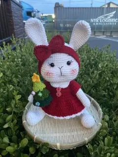 可愛いウサギ、あみぐるみ。