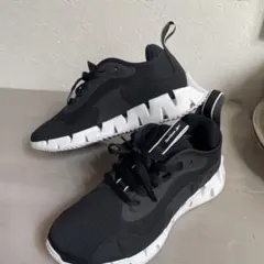 2025年最新】reebok スニーカー24.5の人気アイテム - メルカリ