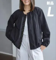 【新品タグ付】DoCLASSE 前立てビジュートリム・タフタブルゾン ネイビーのサムネイル