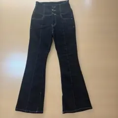 ハイウエストブーツカットデニム
