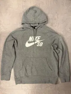 Nike SB グレー フード付きパーカー