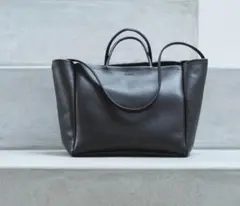 美品⭐️MARROW Double Faced Handle Toteのサムネイル
