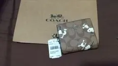 新品未使用 COACH コーチ 二つ折り財布 ブラウン