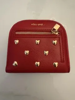 niko and ... ハートスタッズ 二つ折り財布 レッド