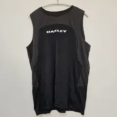Oakley ノースリーブタンクトップ ブラックのサムネイル