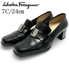 極美品✨フェラガモ 7C 約24㎝ ヴァラ レザー ローファー パンプス 黒