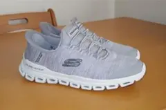 SKECHERS スケッチャーズ スリップインズ：グライドステップ 25.5cm