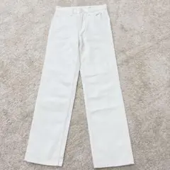 ユニクロUNIQLO ホワイトデニム ストレートパンツ 22/56㎝　美品