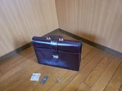 Item thumbnail for item ca96901a-24f6-474c-b339-75260812bfb5