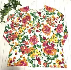 【超メルカリ市❤️】フラワープリント カーディガン ニット　トップス　長袖セーター