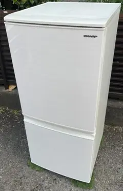 シャープどっちもドアSJ-W352C-N 冷蔵庫 350L 2017年 - メルカリ